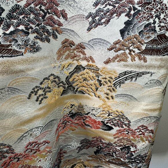 Vintage Japanese Silk Brocade Opera Coat Landscape Kimono Robe OS - Picture 7 of 10